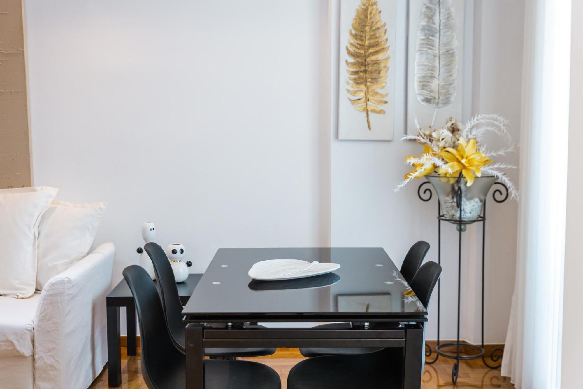 Apartment In Glyfada Center 雅典 外观 照片